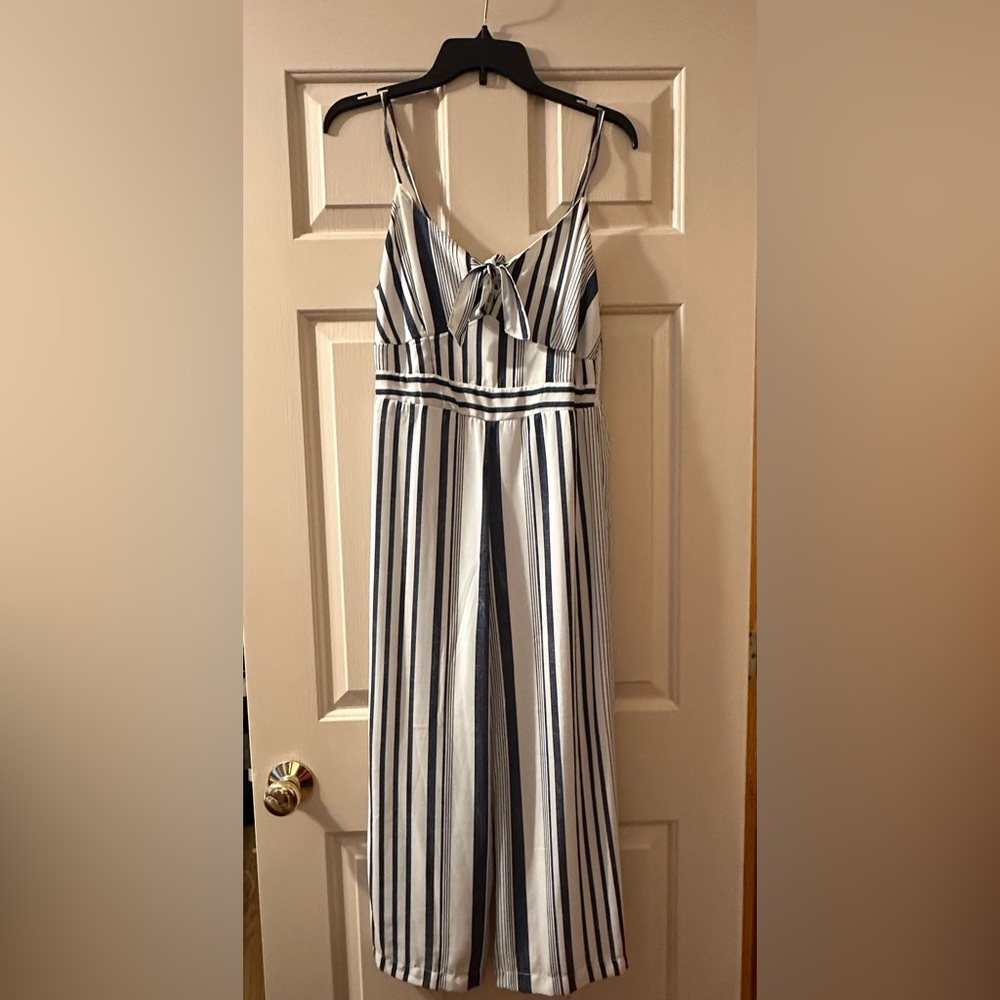 Never worn as it’s too small. Md Japna Romper.